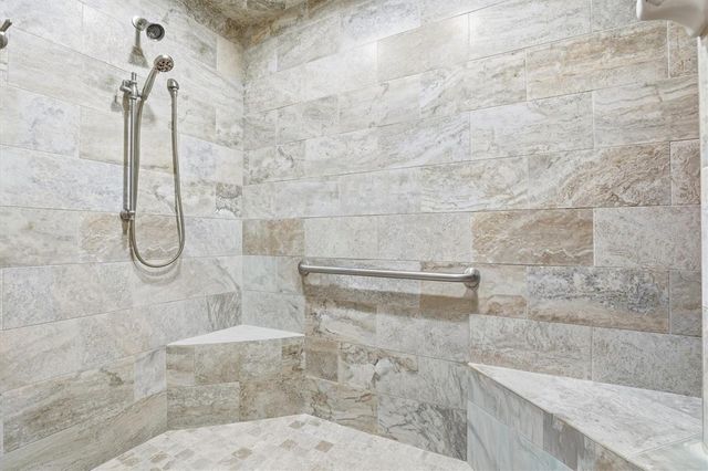 807 W RUSSELL DRIVE, Plant City, FL 33563