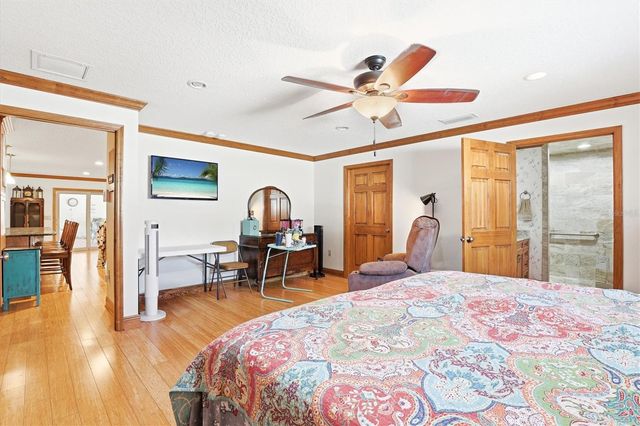 807 W RUSSELL DRIVE, Plant City, FL 33563