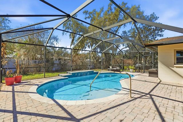 807 W RUSSELL DRIVE, Plant City, FL 33563