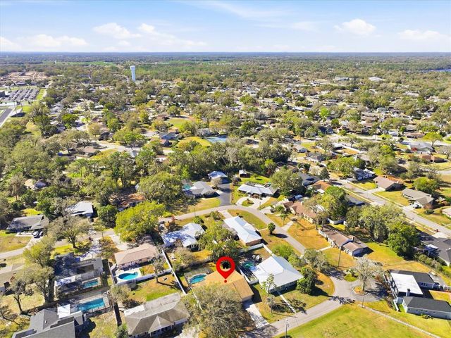 807 W RUSSELL DRIVE, Plant City, FL 33563