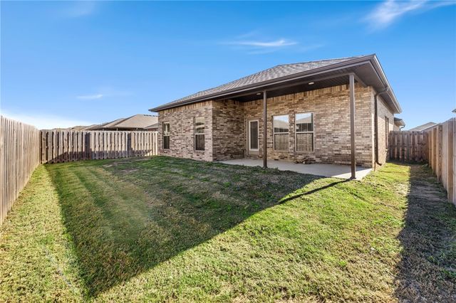 5905 Ettie May Street, Bentonville, AR 72713