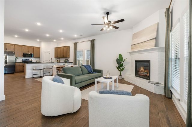 5905 Ettie May Street, Bentonville, AR 72713