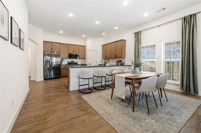 5905 Ettie May Street, Bentonville, AR 72713