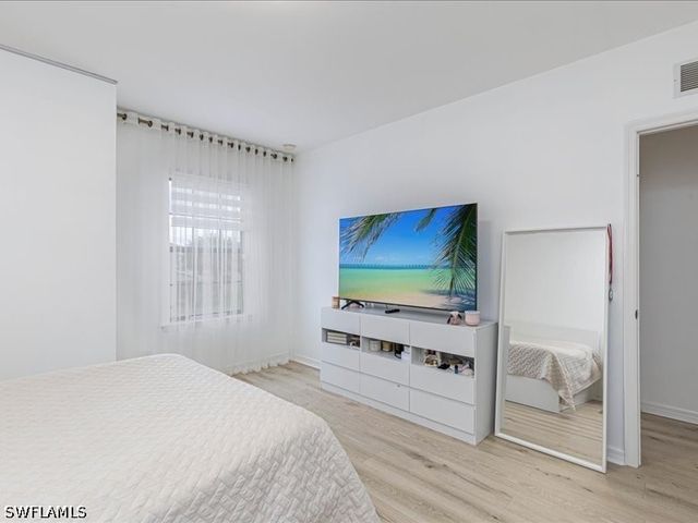 15286 SUMMIT PLACE CIR 175, Naples, FL 34119