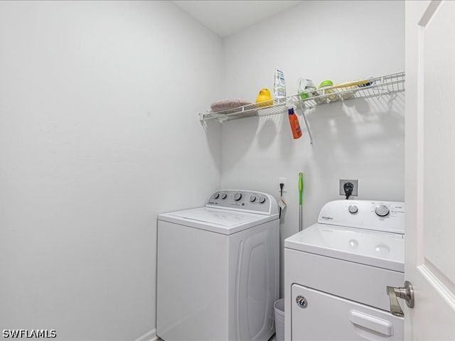 15286 SUMMIT PLACE CIR 175, Naples, FL 34119