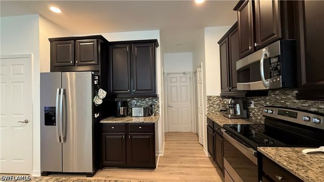 15286 SUMMIT PLACE CIR 175, Naples, FL 34119