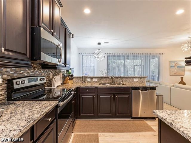 15286 SUMMIT PLACE CIR 175, Naples, FL 34119