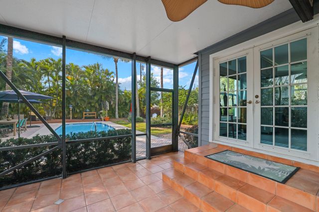 304 SE 4th Avenue, Delray Beach, FL 33483