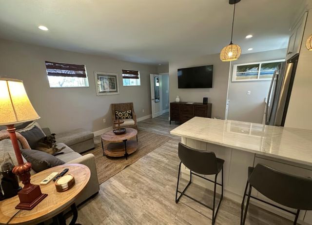 304 SE 4th Avenue, Delray Beach, FL 33483