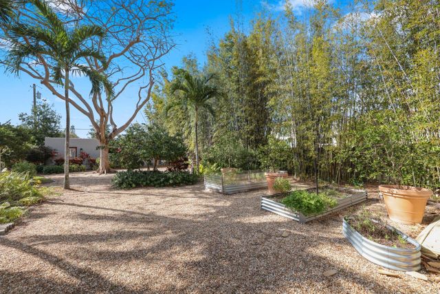 304 SE 4th Avenue, Delray Beach, FL 33483