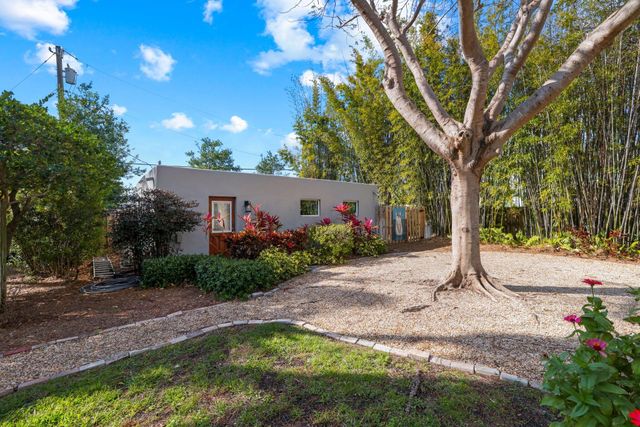 304 SE 4th Avenue, Delray Beach, FL 33483