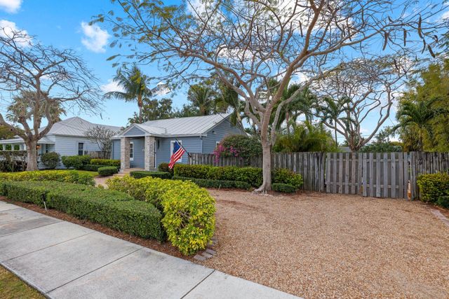 304 SE 4th Avenue, Delray Beach, FL 33483