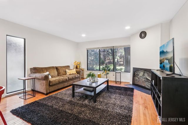 627 Sayre Drive, Plainsboro, NJ 08540