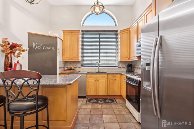 627 Sayre Drive, Plainsboro, NJ 08540