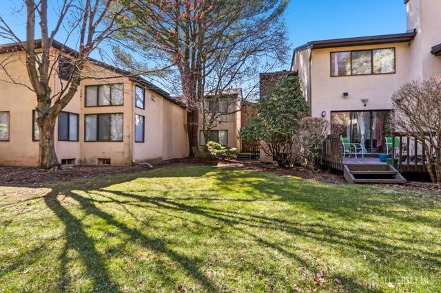 627 Sayre Drive, Plainsboro, NJ 08540
