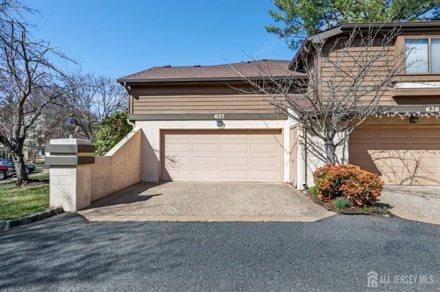 627 Sayre Drive, Plainsboro, NJ 08540