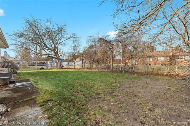 17174 Shervilla Place, Southfield, MI 48075