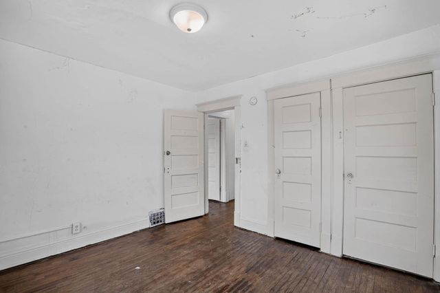616 Kimball Avenue, Waterloo, IA 50701