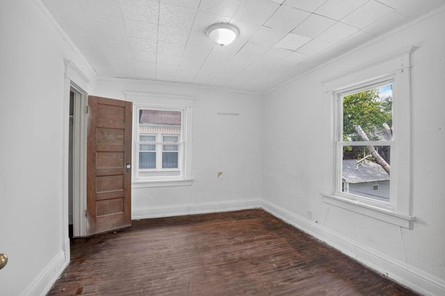 616 Kimball Avenue, Waterloo, IA 50701