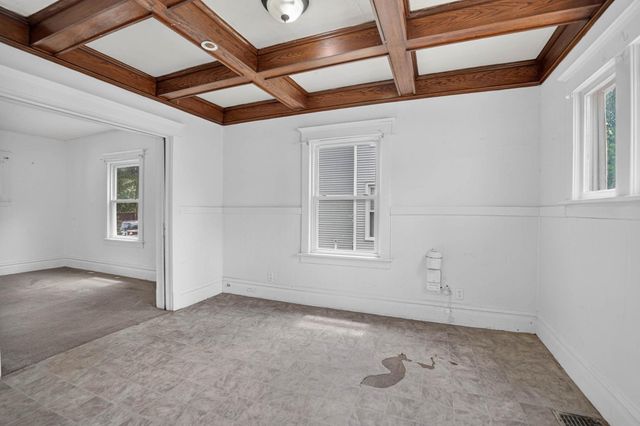 616 Kimball Avenue, Waterloo, IA 50701