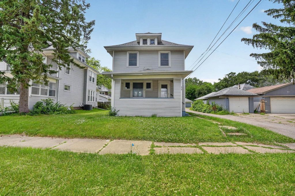 616 Kimball Avenue, Waterloo, IA 50701