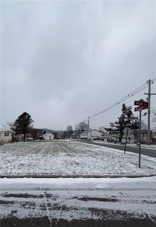 00 Pine-Market Sts, Zelienople Boro, PA 16063