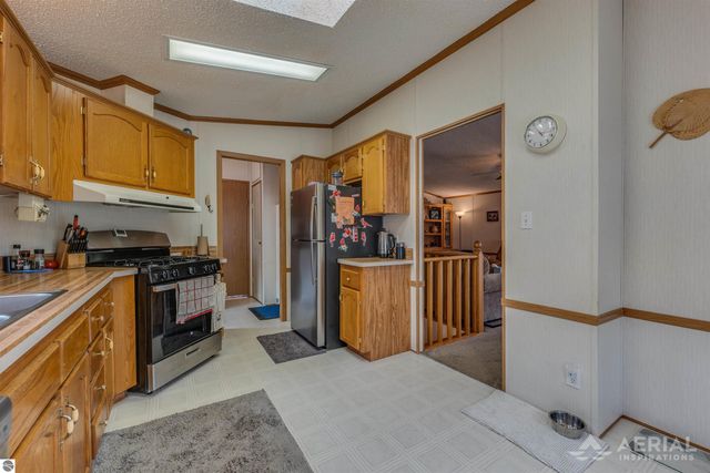 1929 Mohawk Trail, West Branch, MI 48661