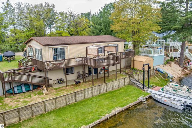 1929 Mohawk Trail, West Branch, MI 48661