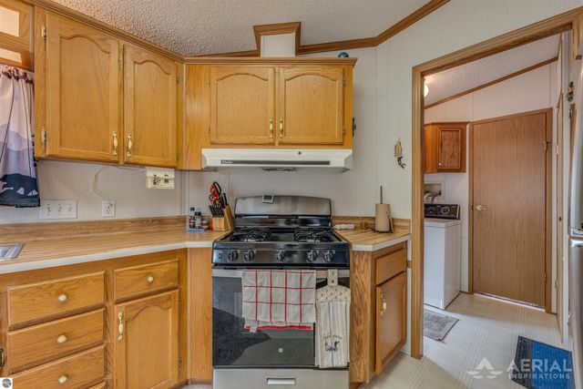 1929 Mohawk Trail, West Branch, MI 48661