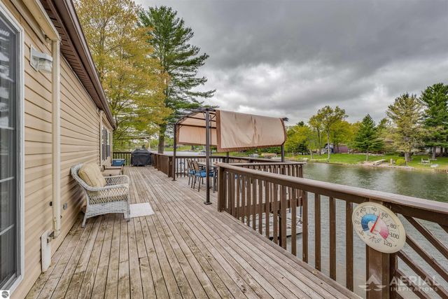 1929 Mohawk Trail, West Branch, MI 48661