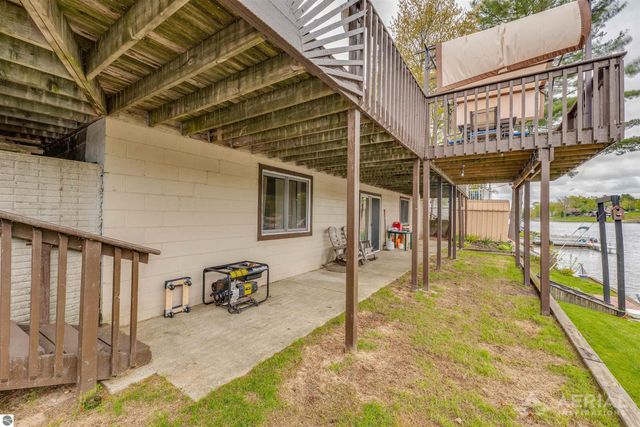 1929 Mohawk Trail, West Branch, MI 48661