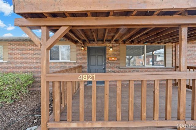 4821 Wick Mor Drive, Alton, IL 62002