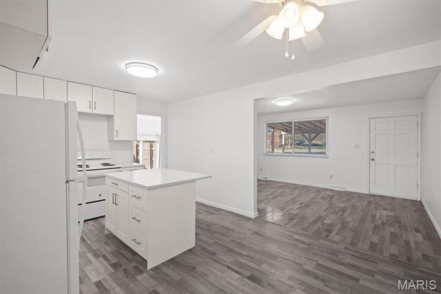 4821 Wick Mor Drive, Alton, IL 62002