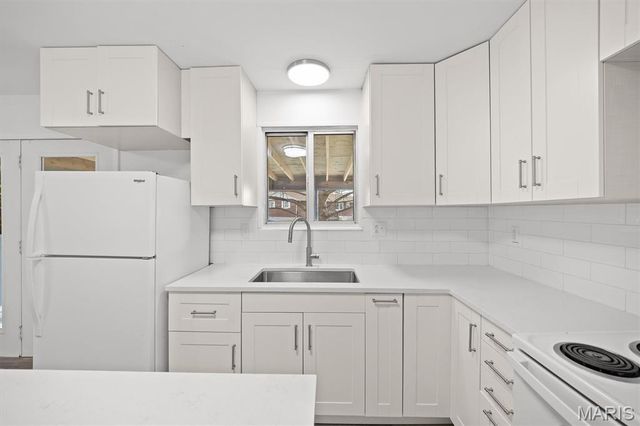 4821 Wick Mor Drive, Alton, IL 62002