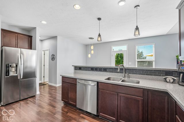 287 S Woodridge Drive, Pittsboro, IN 46167