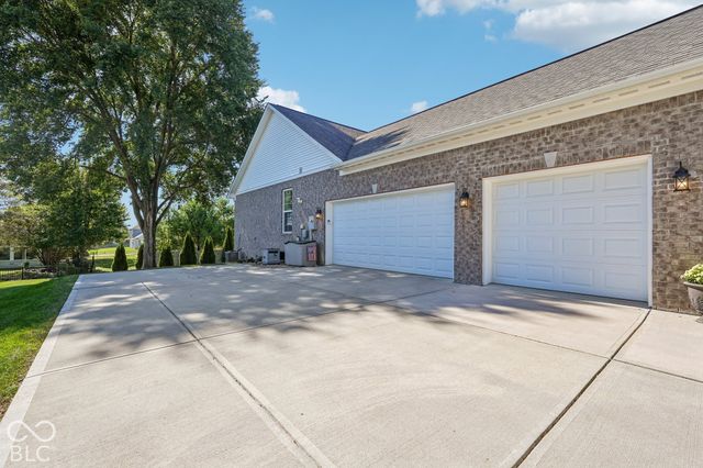 287 S Woodridge Drive, Pittsboro, IN 46167