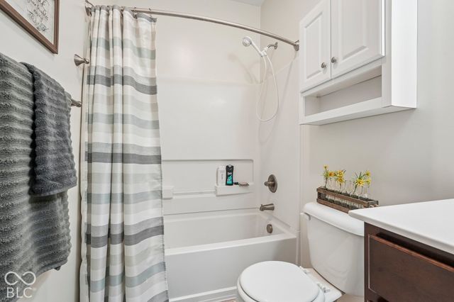 287 S Woodridge Drive, Pittsboro, IN 46167