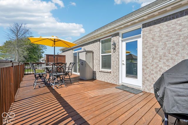 287 S Woodridge Drive, Pittsboro, IN 46167