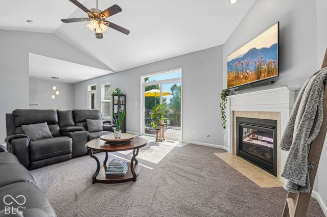 287 S Woodridge Drive, Pittsboro, IN 46167