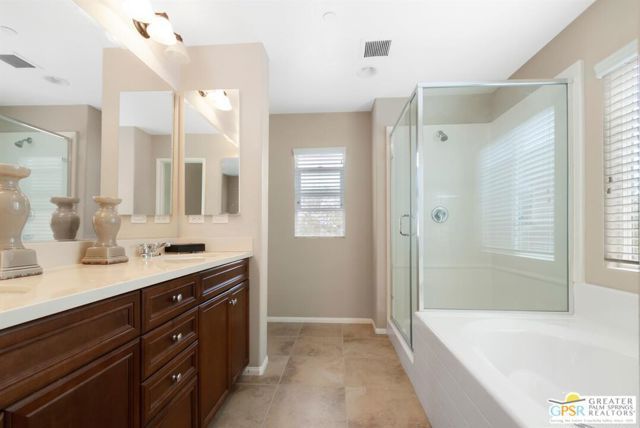 446 Via De La Paz, Palm Desert, CA 92211