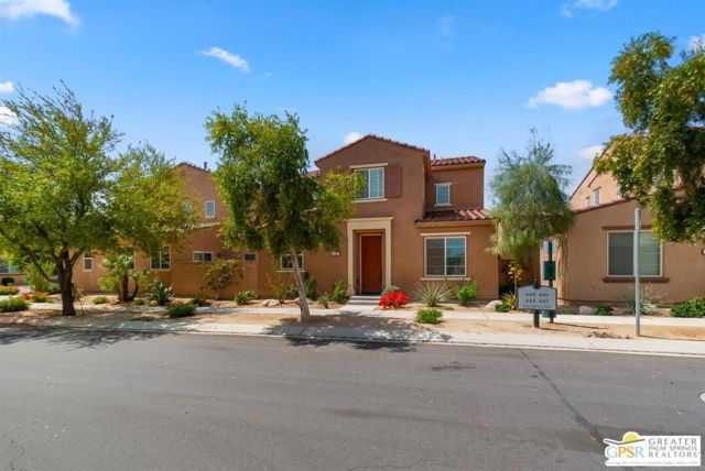 446 Via De La Paz, Palm Desert, CA 92211