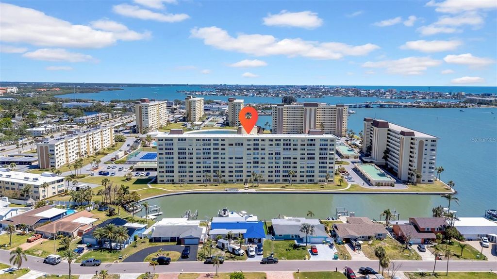 4725 COVE CIRCLE 302, St Petersburg, FL 33708