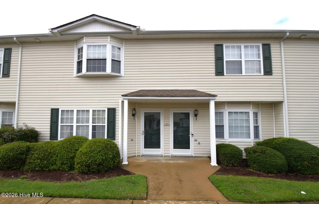 2325 Vineyard Drive C3, Winterville, NC 28590