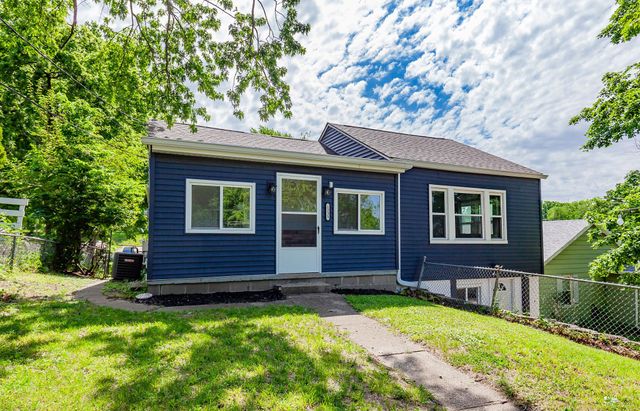 1235 E 34th Street, Des Moines, IA 50317