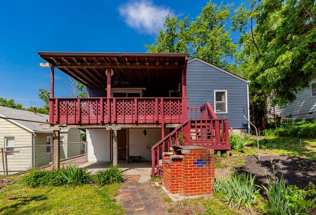 1235 E 34th Street, Des Moines, IA 50317