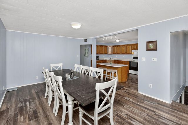 1235 E 34th Street, Des Moines, IA 50317