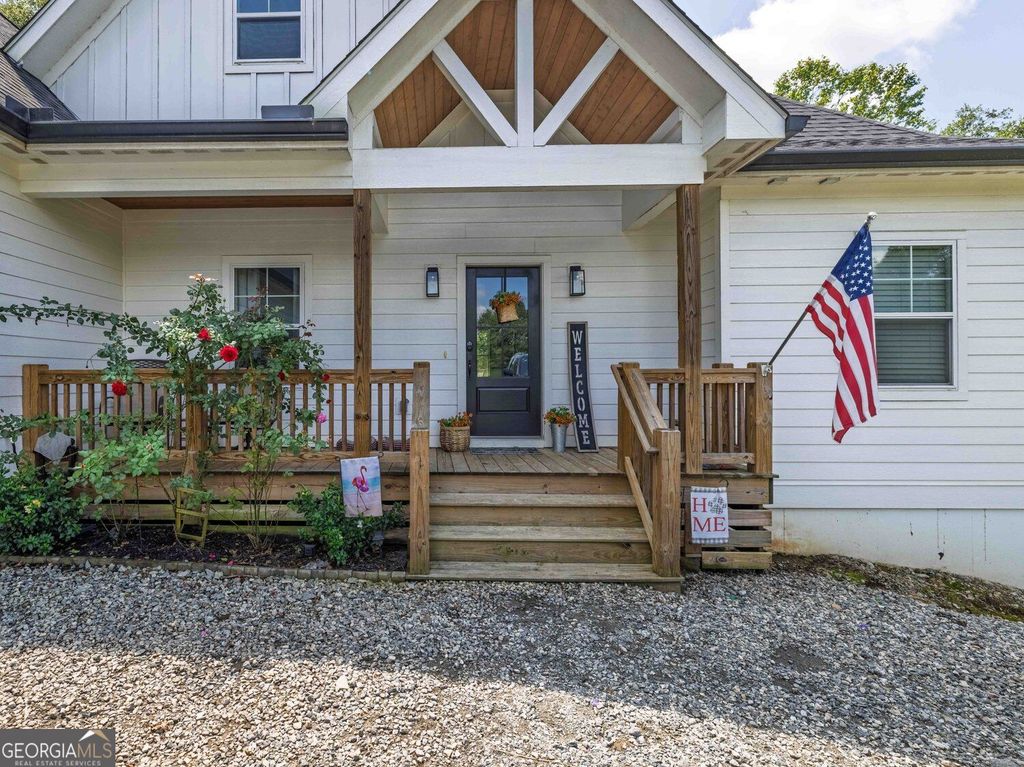 449 Captains Court, Clarkesville, GA 30523 — photo 4