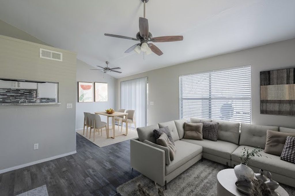 1122 Millview Drive 1106, Arlington, TX 76012