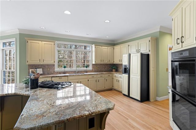 235 Merritt Drive, Roswell, GA 30076