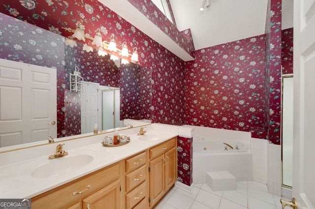 7578 Livingston Drive, Jonesboro, GA 30236